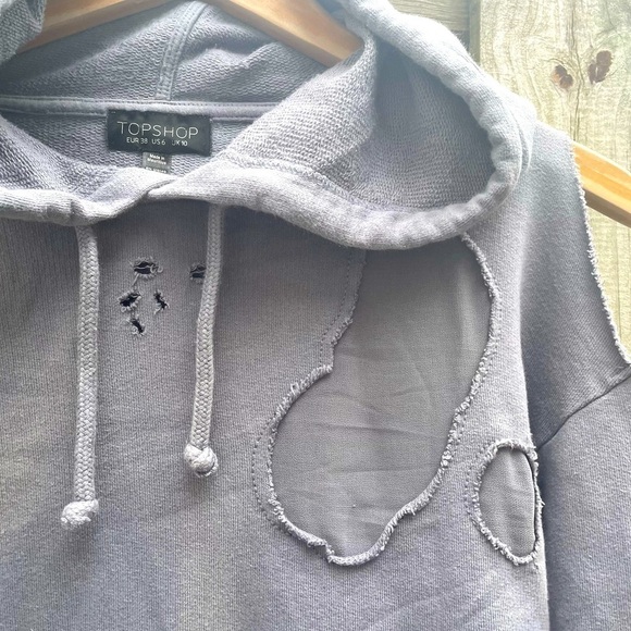TOPSHOP Rare Cold Shoulder Distressed Ripped Sweatshirt Hoodie Size S - Picture 6 of 9